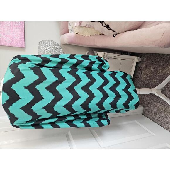 Almost Famous Chevron Print Dress - Teal & Black - Picture 3 of 7